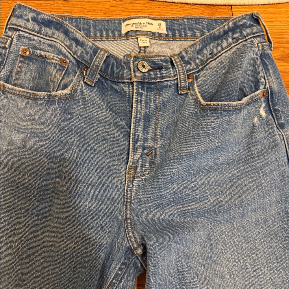 Abercrombie Curve Love 90s Straight Jeans 26L Distressed Mid Rise - Picture 3 of 8